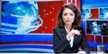 Exclusive Interview: Veteran News Anchor on TV Journalism's Future - Cover Image